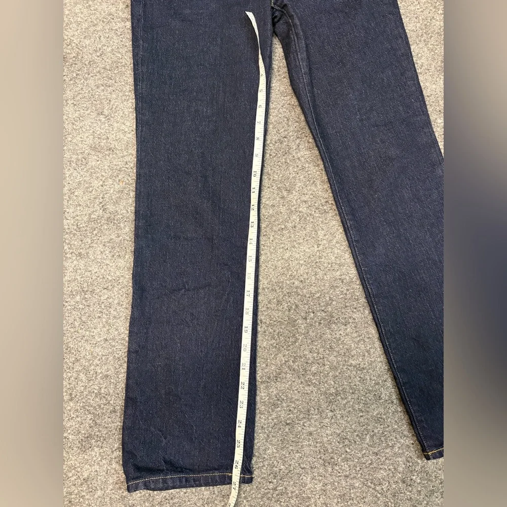 J. Crew woman’s Indigo‎ Straight-Leg Jeans size 24
